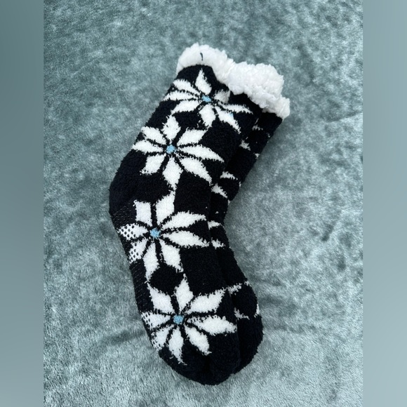 Cuddl Duds Sherpa Lined Lounge Socks + Tu Slipper Socks - Picture 1 of 7